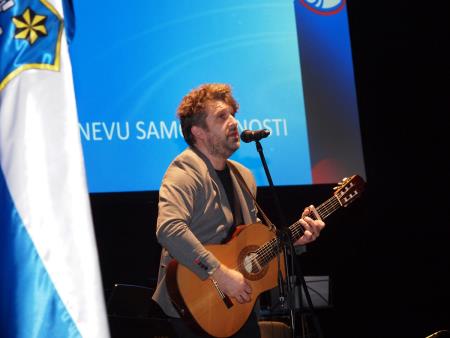 Proslava ob državnem prazniku, dnevu samostojnosti in enotnosti (8)